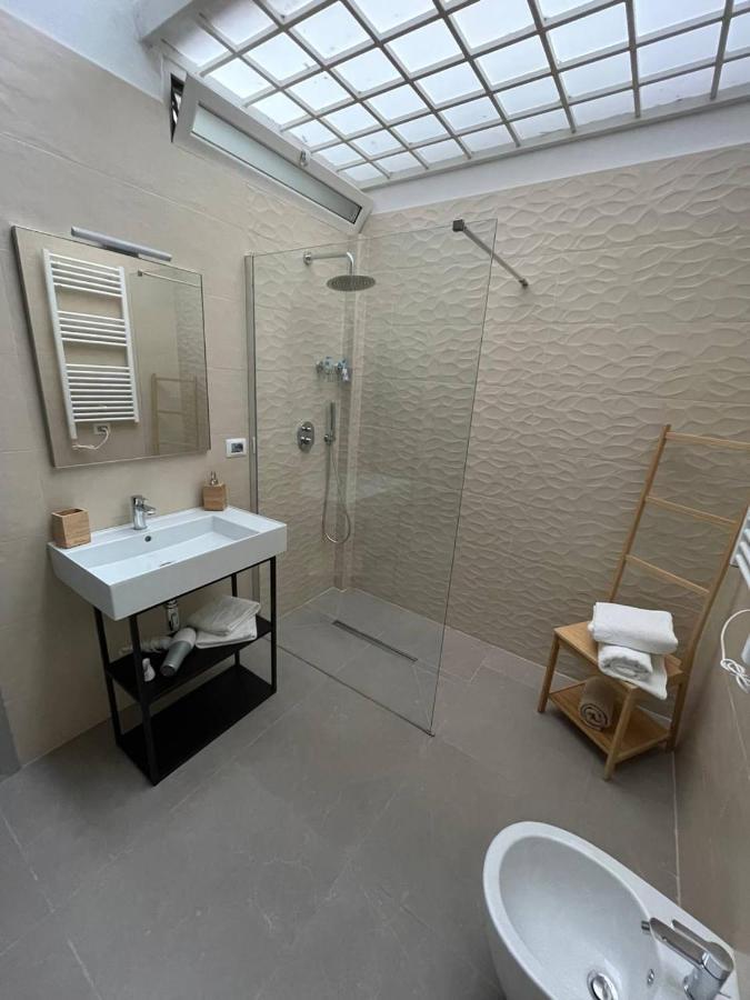 Alex Comfort House Бари Экстерьер фото