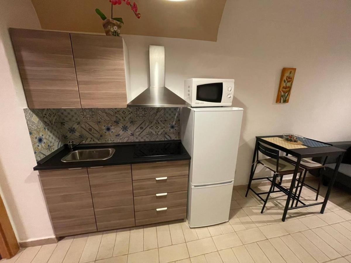 Alex Comfort House Бари Экстерьер фото